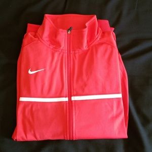 Men's lightweight Nike zip up